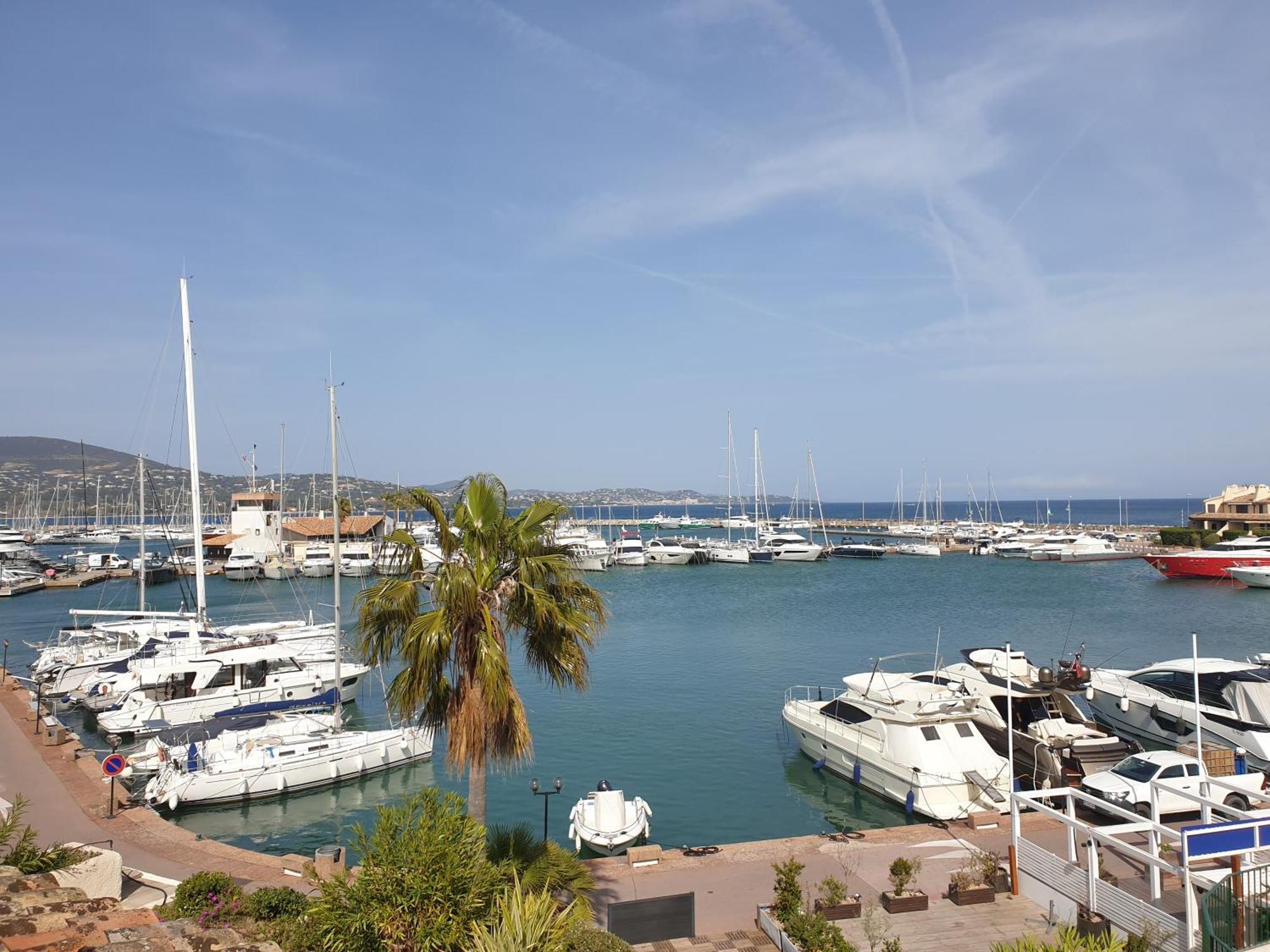 Apartamento Les Marines De Cogolin Exterior foto