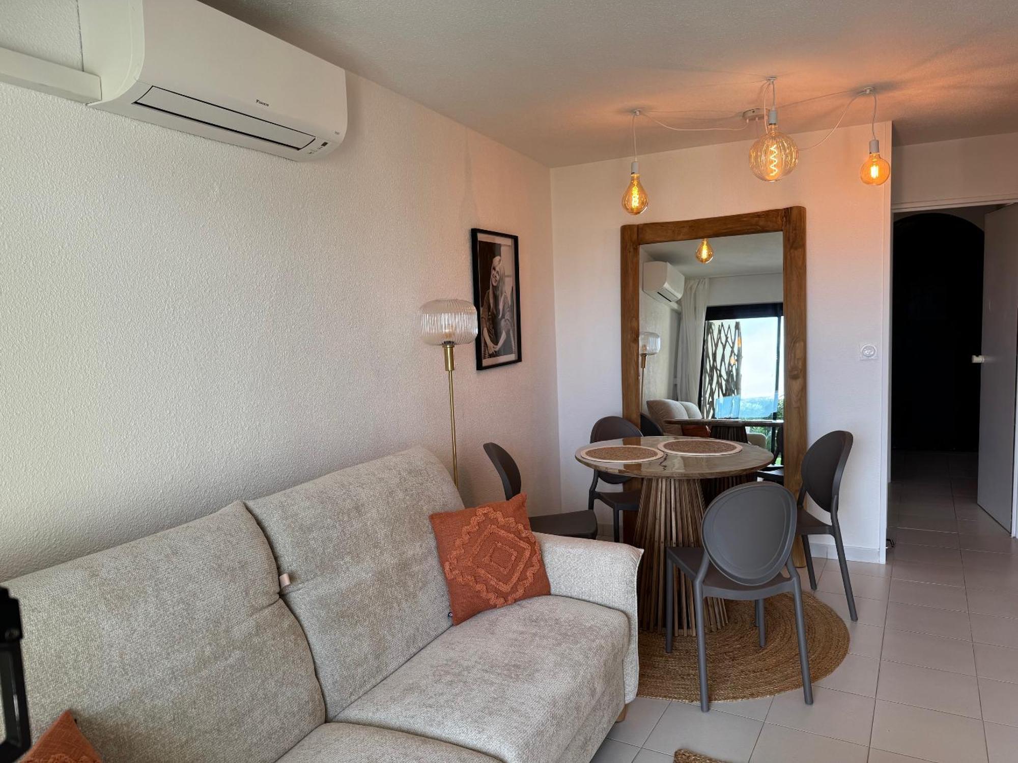 Apartamento Les Marines De Cogolin Exterior foto